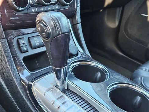 Used 2016 Buick Enclave Leather image 12