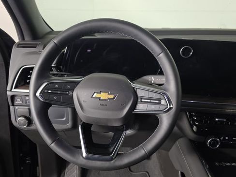 Used 2026 Chevrolet Tahoe Premier RWD image 11