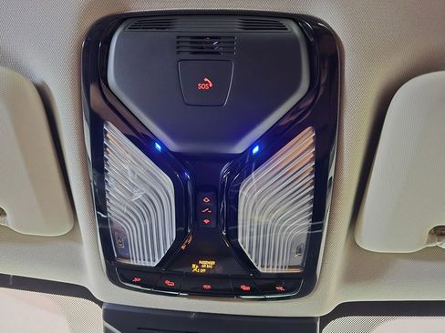 Used 2026 BMW X7 xDrive40i image 44