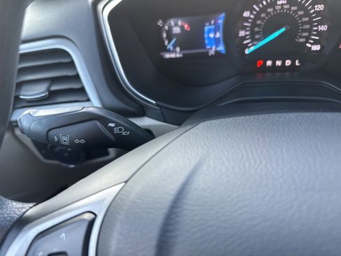 Used 2020 Ford Fusion SE image 20