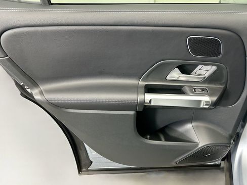 Certified 2025 Mercedes-Benz GLB 250 image 24