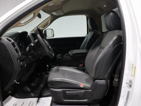 Certified 2019 RAM 2500 Tradesman w/ Chrome Appearance Group image 13