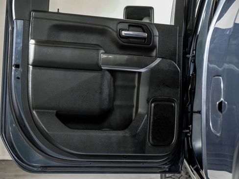Used 2020 GMC Sierra 2500 AT4 w/ AT4 Premium Package AWD/4WD image 36