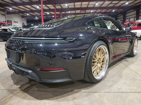 Used 2025 Porsche 911 GTS image 8