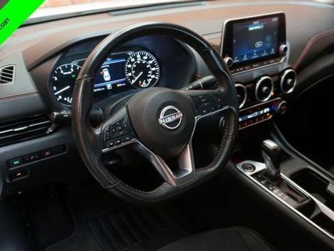 Certified 2024 Nissan Sentra SR FWD image 9