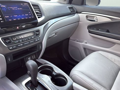 Used 2016 Honda Pilot EX-L image 19