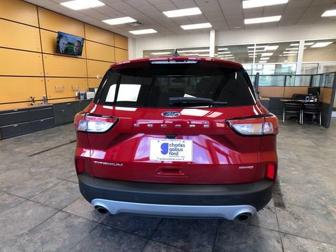 Certified 2022 Ford Escape Titanium AWD/4WD image 6