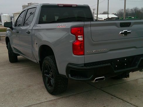 Used 2024 Chevrolet Silverado 1500 Custom Trail Boss AWD/4WD image 2