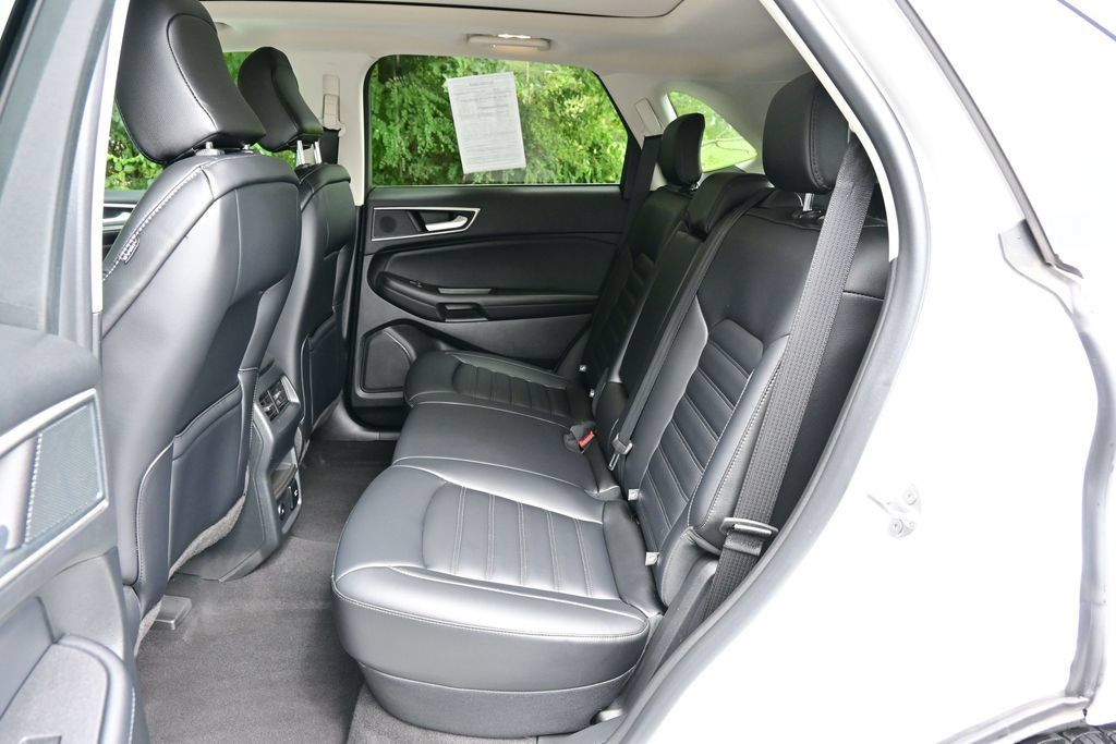 Used 2024 Ford Edge SEL w/ Convenience Package AWD/4WD image 17