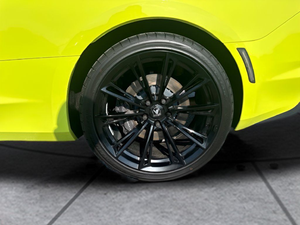Used 2021 Chevrolet Camaro SS RWD image 28