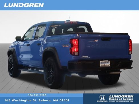Used 2025 Chevrolet Colorado Trail Boss AWD/4WD image 3
