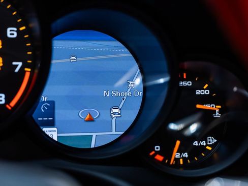 Used 2018 Porsche 911 GT2 RS RWD image 32