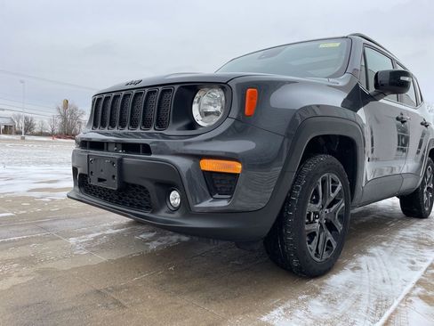 Used 2022 Jeep Renegade Altitude w/ Sun/Sound Group image 15