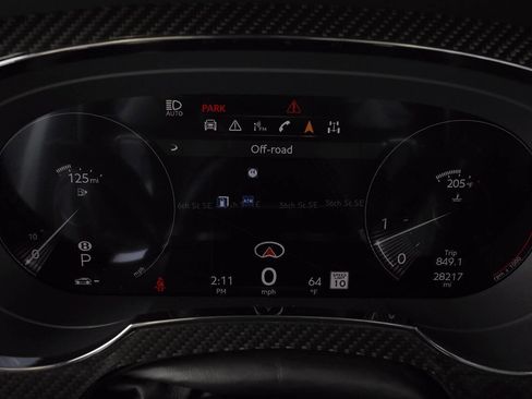 Used 2021 Bentley Bentayga Speed image 32