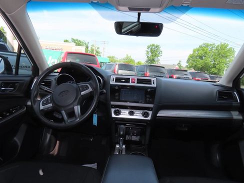 Used 2017 Subaru Legacy 2.5i Premium w/ Popular Package #1 AWD/4WD image 44