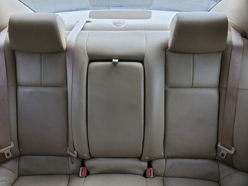 Used 2005 Cadillac STS image 20