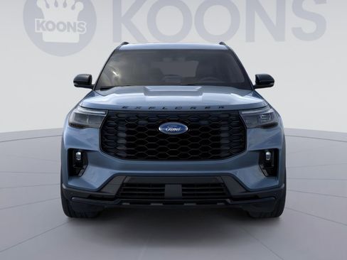 New 2026 Ford Explorer ST-Line w/ ST-Line Street Pack AWD/4WD image 8