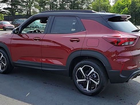 Certified 2023 Chevrolet TrailBlazer RS w/ Sun and Liftgate Package FWD image 6