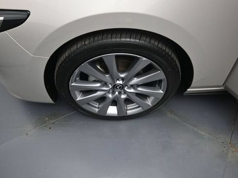 Used 2025 MAZDA MAZDA3 s FWD image 32
