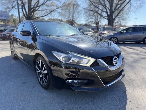 Used 2017 Nissan Maxima 3.5 SV image 3
