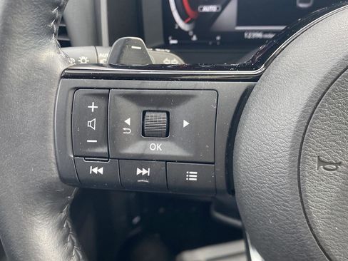 Used 2023 Nissan Rogue Platinum w/ Platinum Premium Package AWD/4WD image 26