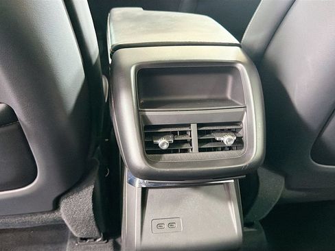 Used 2024 Cadillac Lyriq Tech AWD/4WD image 28