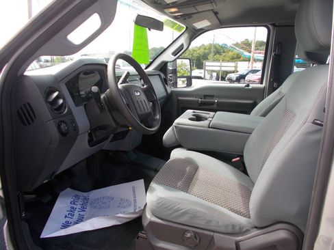 Used 2015 Ford F350 XL AWD/4WD image 5