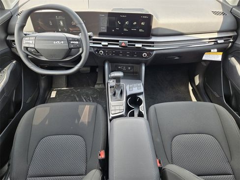 New 2026 Kia Sportage LX image 19