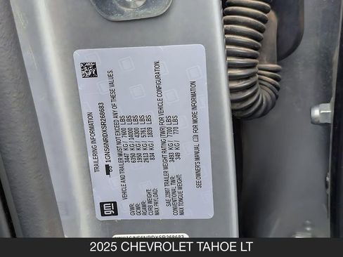 Used 2025 Chevrolet Tahoe LT AWD/4WD image 27