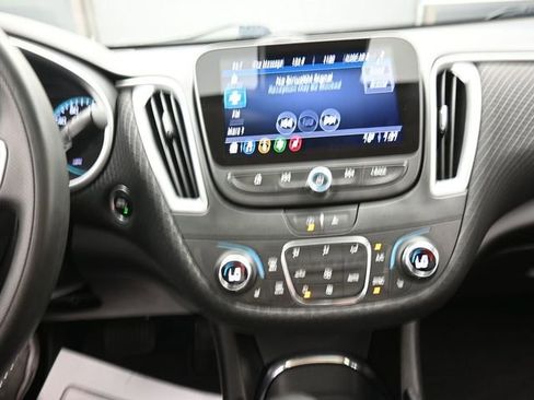 Used 2023 Chevrolet Malibu LT image 10