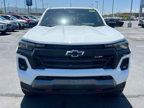 New 2025 Chevrolet Colorado Z71 w/ Technology Package AWD/4WD image 6