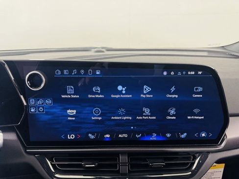 Used 2024 Chevrolet Equinox EV RS image 14