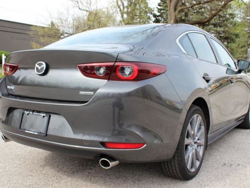 Used 2025 MAZDA MAZDA3 s FWD image 6