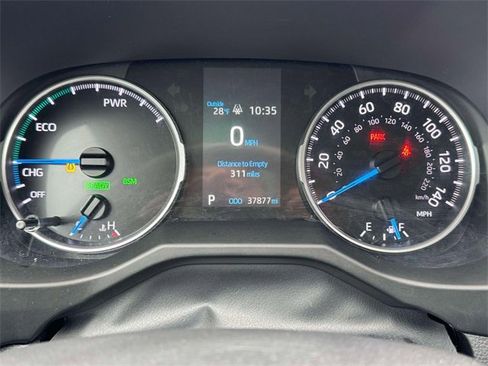 Used 2021 Toyota RAV4 XLE image 24