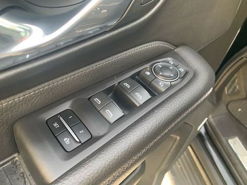 Certified 2023 GMC Yukon Denali AWD/4WD image 21