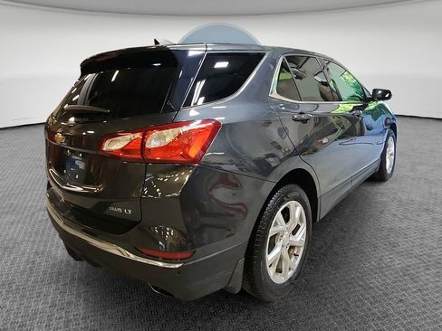 Used 2018 Chevrolet Equinox LT AWD/4WD image 3