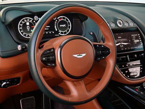 Used 2023 Aston Martin DBX 707 image 11