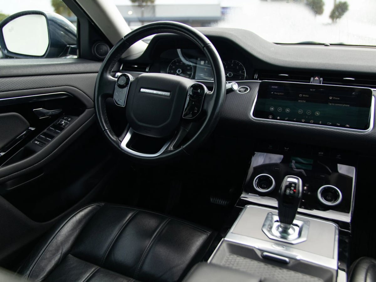 Used 2020 Land Rover Range Rover Evoque S AWD/4WD image 29