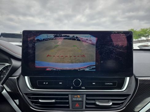 Used 2025 Nissan Altima 2.5 SR w/ SR Premium Package image 13