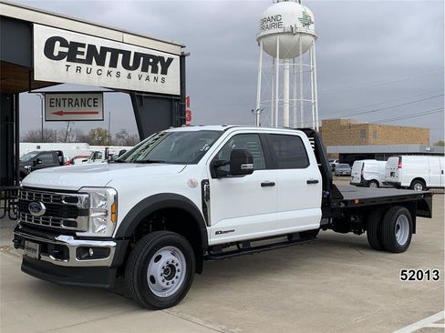 Used 2025 Ford F550 4x4 Crew Cab image 1