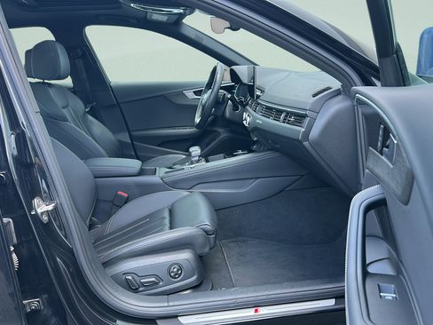 Used 2024 Audi A4 2.0T Premium Plus AWD/4WD image 30