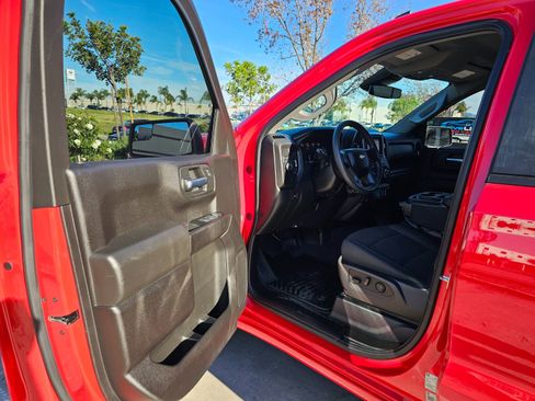 Used 2024 Chevrolet Silverado 1500 Custom w/ LPO, Dark Essentials Package image 15