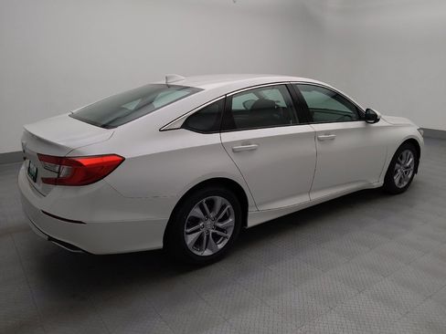 Used 2018 Honda Accord LX image 10