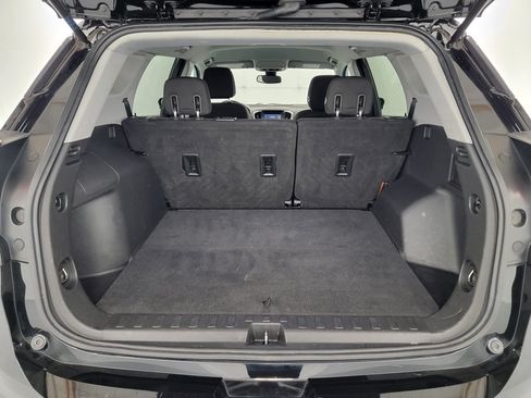Used 2020 GMC Terrain SLE w/ Driver Convenience Package FWD image 30
