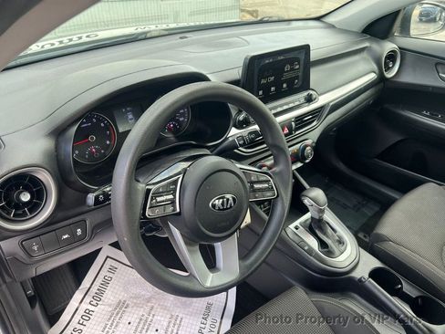 Used 2019 Kia Forte LXS image 15