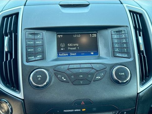 Used 2016 Ford Edge SEL FWD image 14