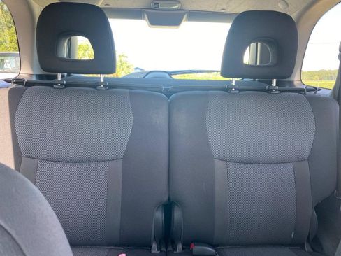 Used 2005 Toyota RAV4 2WD image 36