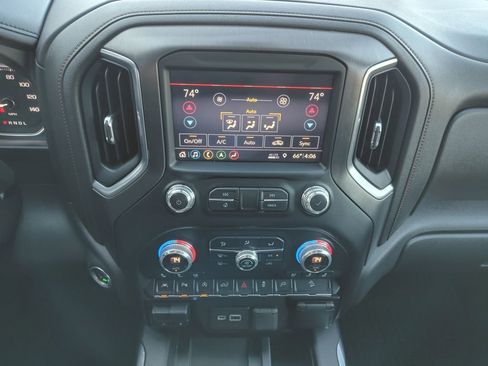 Used 2019 GMC Sierra 1500 AT4 w/ AT4 Premium Package image 4