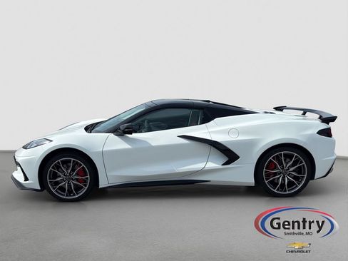 Used 2026 Chevrolet Corvette Stingray Premium Conv w/ Z51 Performance Package RWD image 3