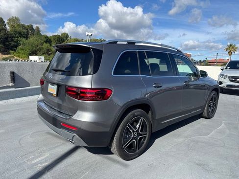 Used 2026 Mercedes-Benz GLB 250 image 5